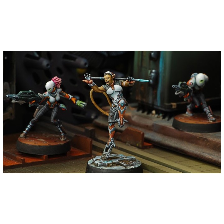 Infinity (Corvus Belli) - Bran do Castro (Arme CC DA)