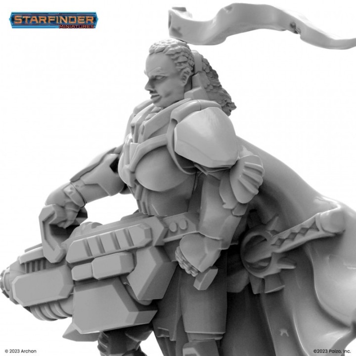 Figurine de Seelah Iconic Paladin pour Starfinder