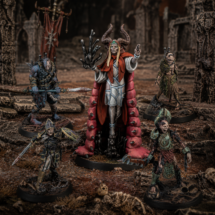 Figurine Warcrow Gitmalu the Perfect One pour Scions of Yaldabaoth